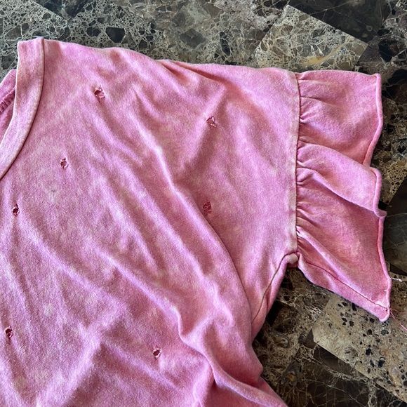 True Craft Ruffled sleeved T-shirt with distressing - Picture 2 of 5